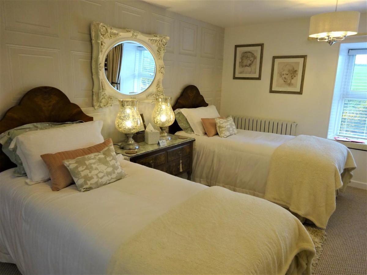 Yr Hen Felin - The Old Mill B&B มอร์ฟาเนฟิน ภายนอก รูปภาพ