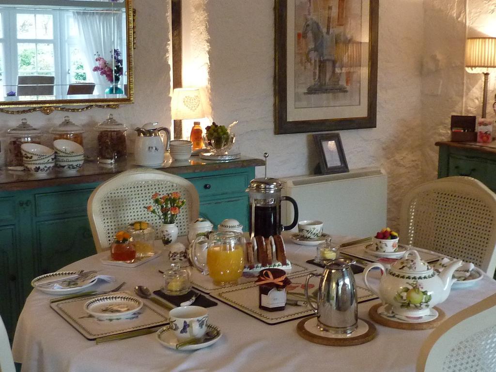 Yr Hen Felin - The Old Mill B&B มอร์ฟาเนฟิน ภายนอก รูปภาพ